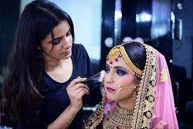 INTERNATIONAL DIPLOMA IN MAKEUP